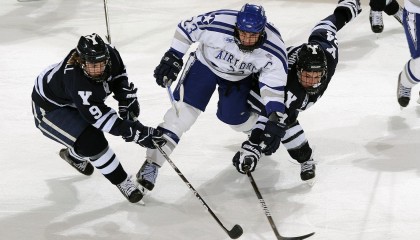 开云体育官方网站登陆-特色农村篮球运动持续火热，带动乡村振兴新篇章，乡村篮球比赛