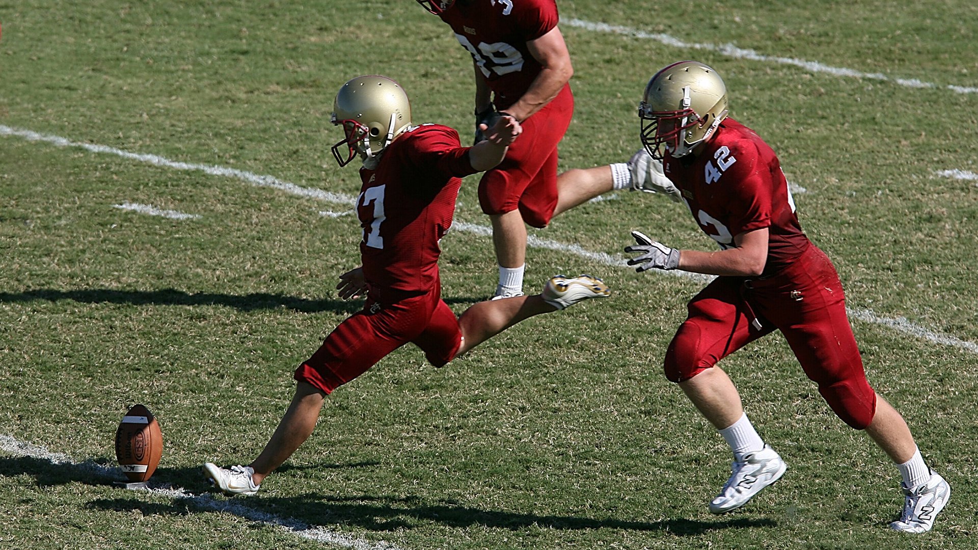 篮球运动装备研发创新步伐不断加快，篮球运动器材